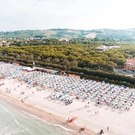 Salinello Village Holiday park 4*