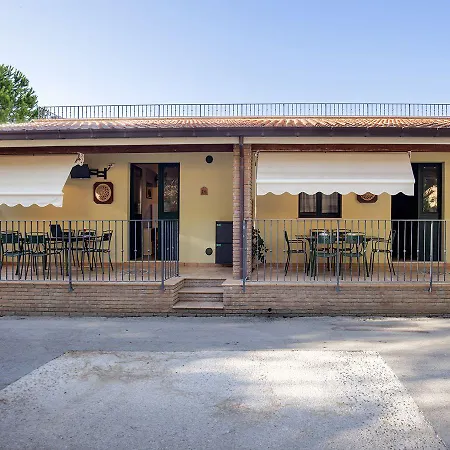 假日公园 Salinello Village *