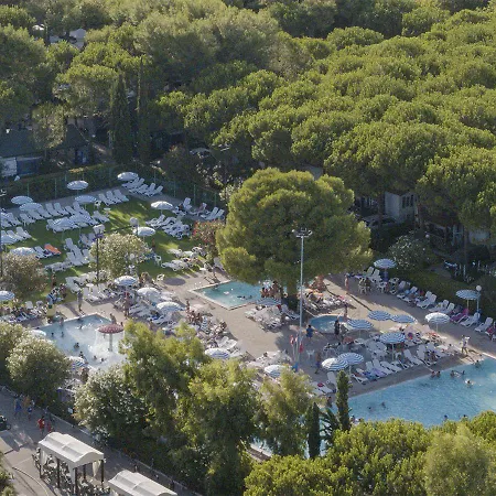 Πάρκο διακοπών Salinello Village *